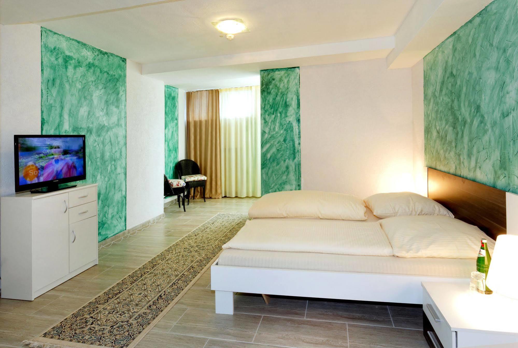 Hotel Alte Fabrik Mettmann Esterno foto